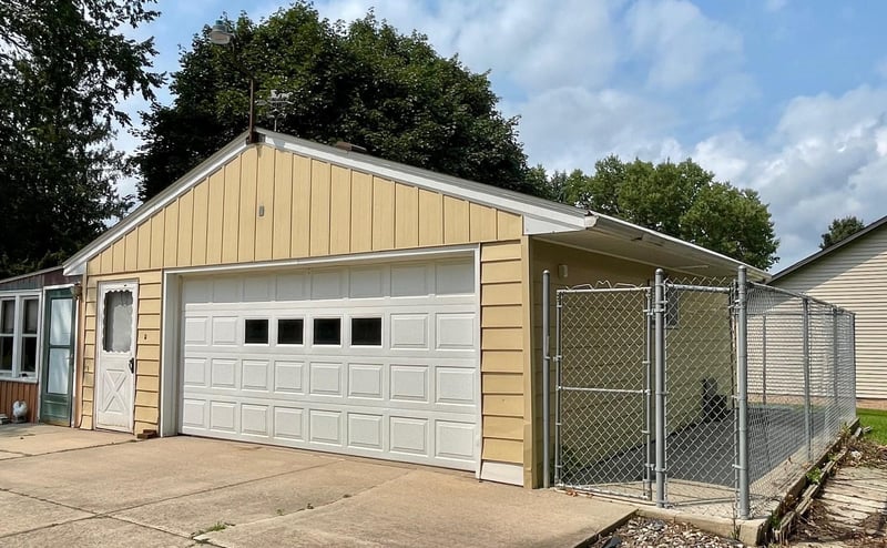 604 22nd Ave NW, Austin, MN 55912