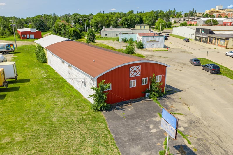 707 N 6th Ave, Virginia, MN 55792