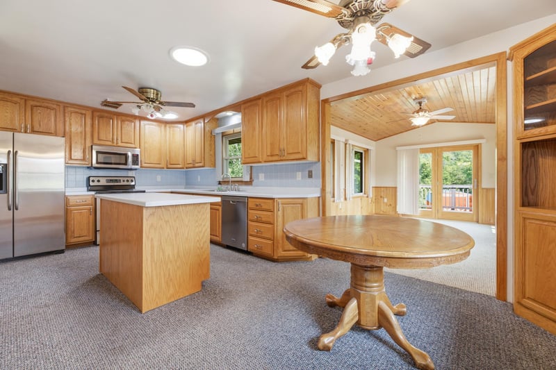 1580 Gilmore Valley Rd, Winona, MN 55987
