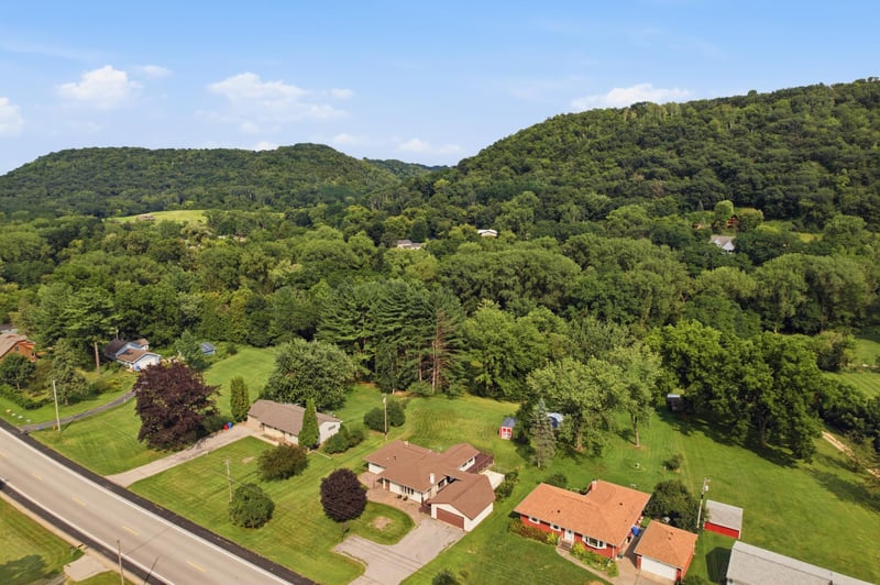 1580 Gilmore Valley Rd, Winona, MN 55987