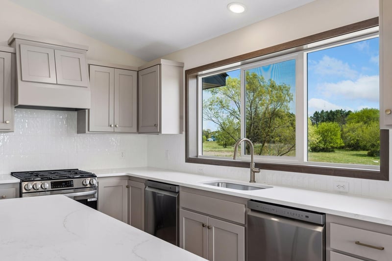22890 Zion Pw NW, Oak Grove, MN 55448