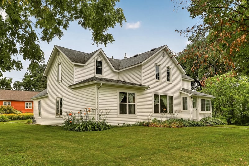 309 E Main St, Dodge Center, MN 55927