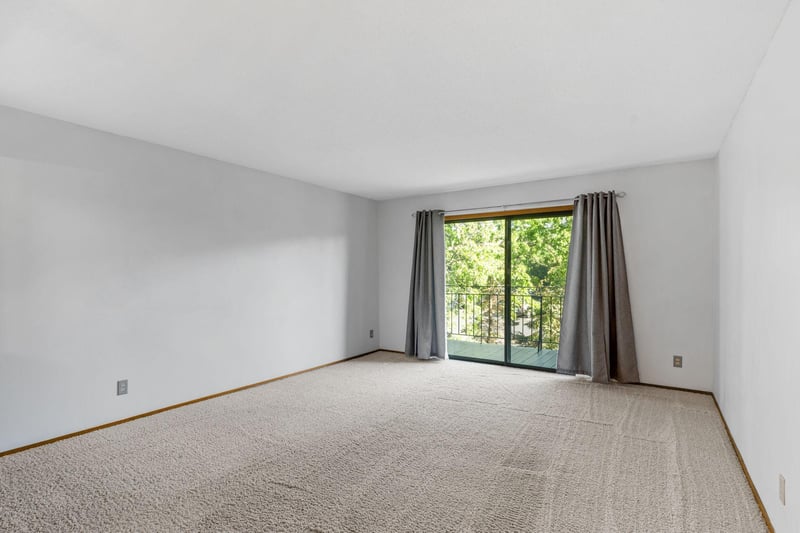 4120 Parklawn Ave #220, Edina, MN 55435