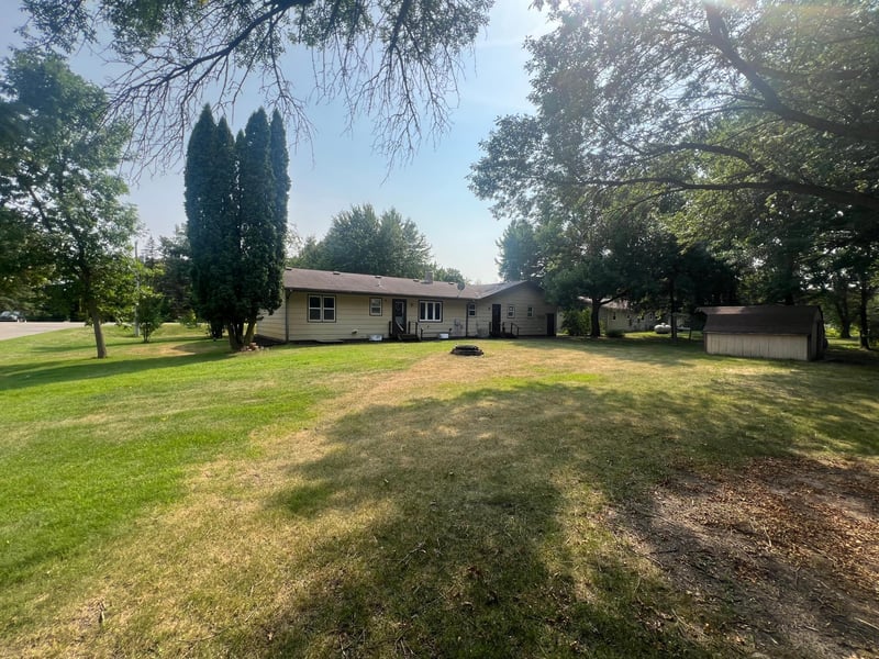 304 5th St, Bluffton, MN 56518