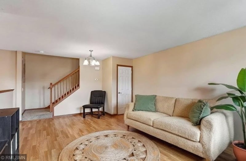 5149 149th St N #4, Hugo, MN 55038