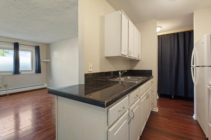 2616 Harriet Ave #110, Minneapolis, MN 55408