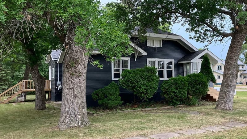 112 Cass St E, Dumont, MN 56236