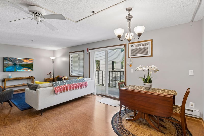 2130 Ridge Dr #23, Saint Louis Park, MN 55416