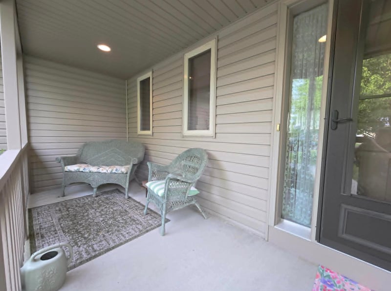1015 Bluestem Ln, Lester Prairie, MN 55354