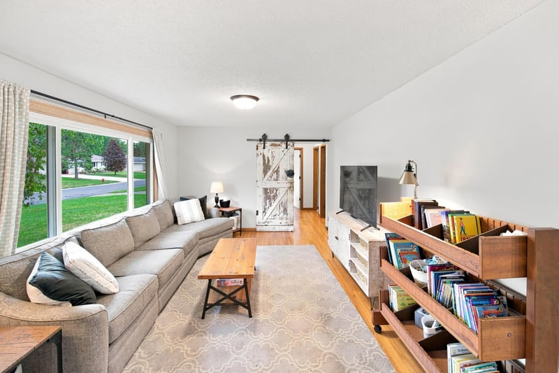 14615 Delft Ave W, Rosemount, MN 55068