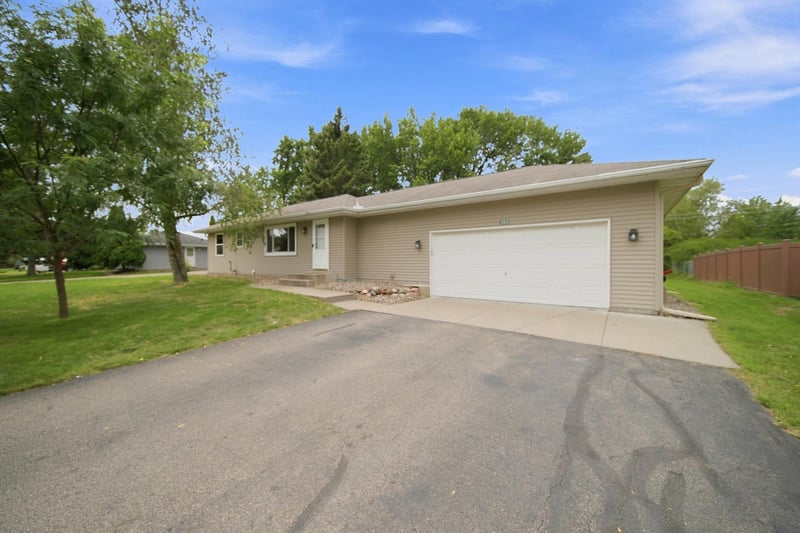 14615 Delft Ave W, Rosemount, MN 55068