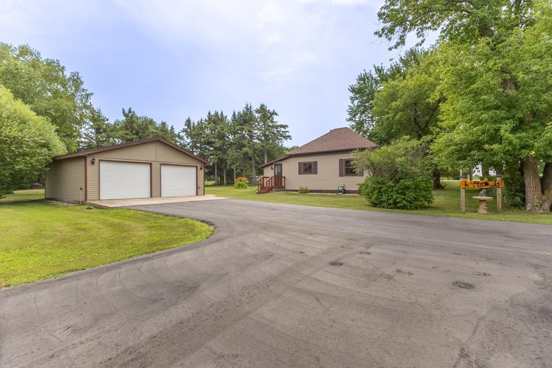 178 Cedar St, Gonvick, MN 56644