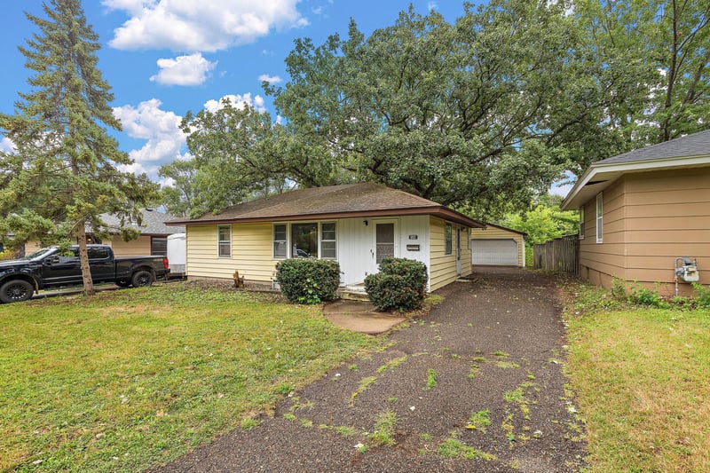 6921 24th St, Saint Louis Park, MN 55426