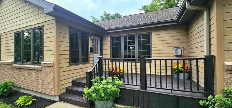 13 E 3rd St, Morris, MN 56267
