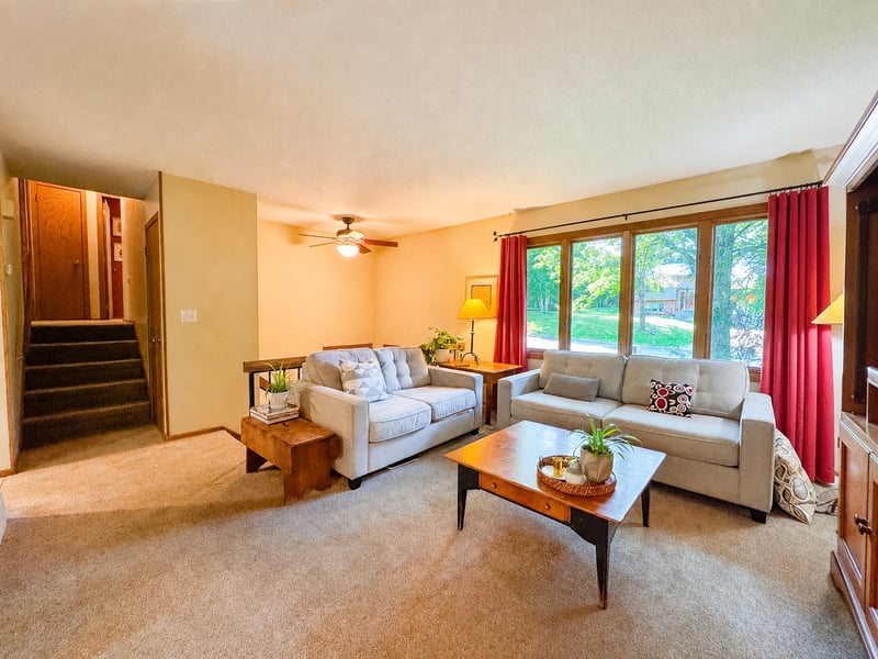 210 W Everett Ave, Fergus Falls, MN 56537