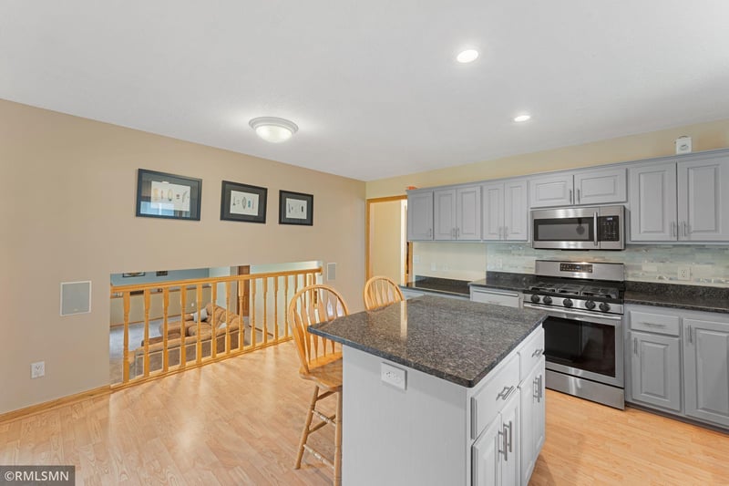 120 Indian Hills Ln, Circle Pines, MN 55014