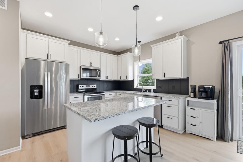 2206 Longhorn Ln, Buffalo, MN 55313
