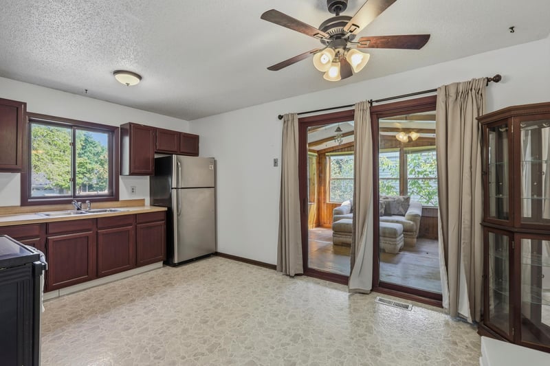 1325 Xylon Ave N, Champlin, MN 55316