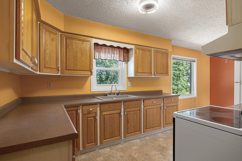 14618 Smith Ave, Little Falls, MN 56345