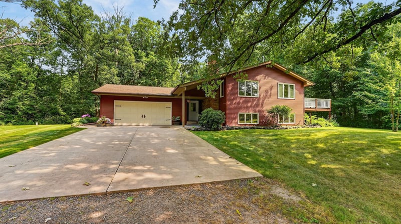 12702 Eastwick Ln, Pine City, MN 55063