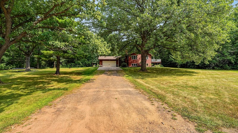 12702 Eastwick Ln, Pine City, MN 55063