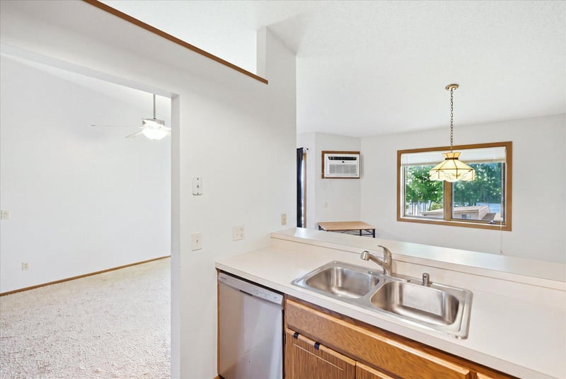 14831 Endicott Way #316, Apple Valley, MN 55124