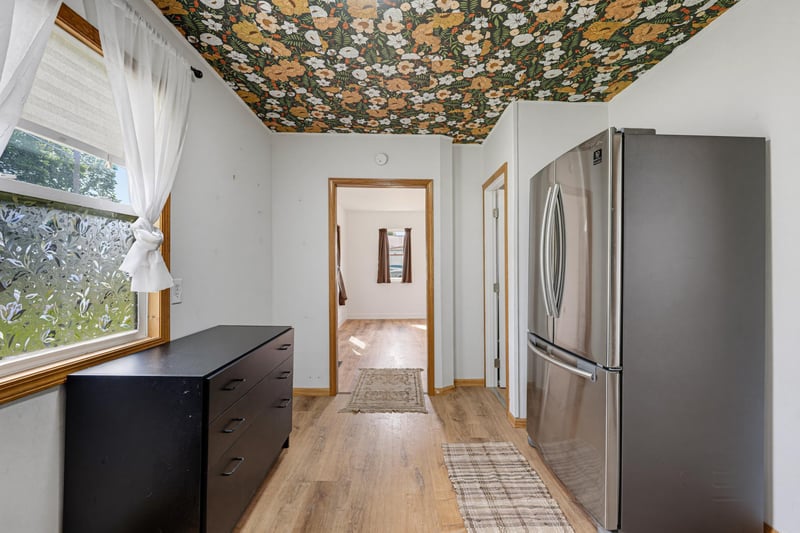 251 Dupont Ave NE, Hector, MN 55342