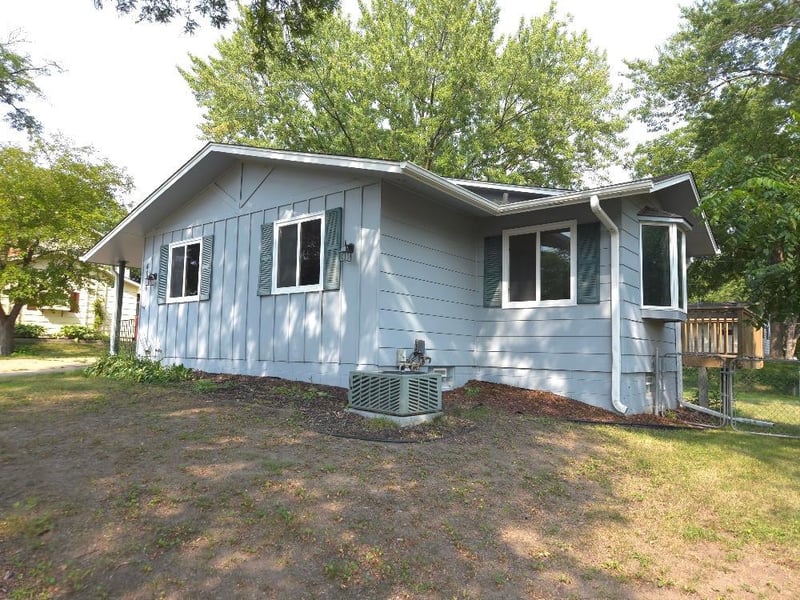 4076 Ensign Ave N, New Hope, MN 55427