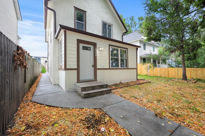 3021 18th Ave S, Minneapolis, MN 55407