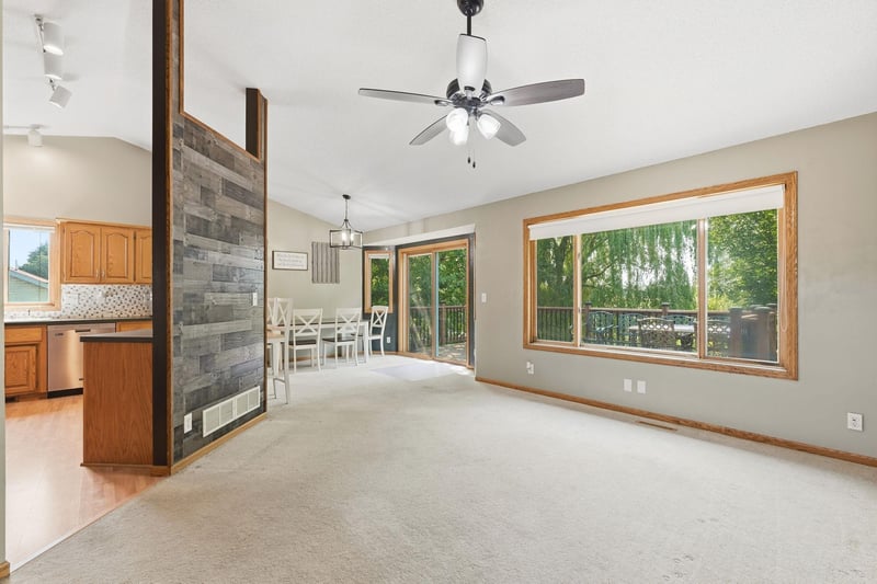 30936 Marigold Ln, Lindstrom, MN 55045
