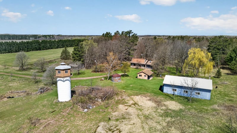 29224 Hawk Nest Ln, Hinckley, MN 55037