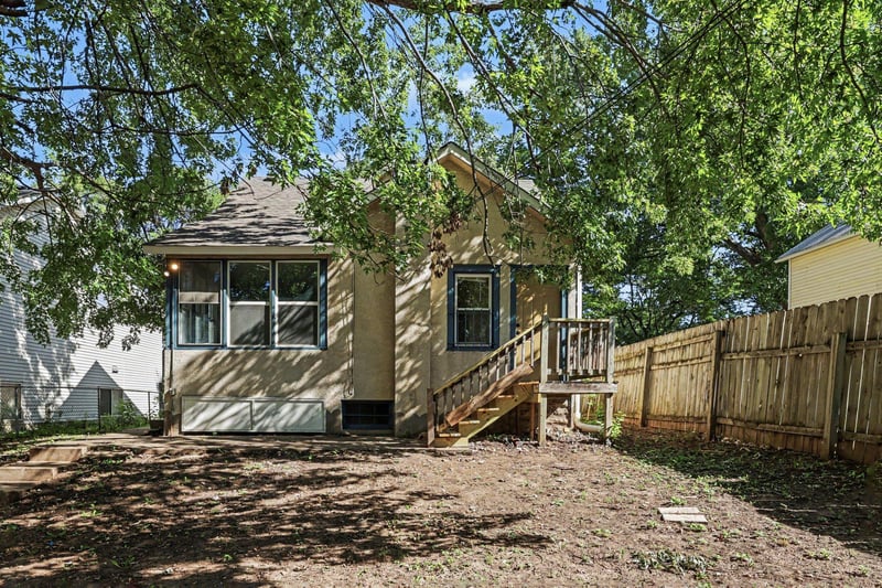 970 Conway St, Saint Paul, MN 55106