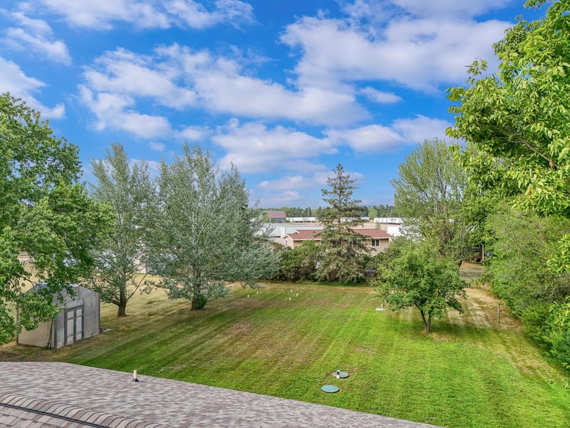 452 4th St Nw, Perham, MN 56573