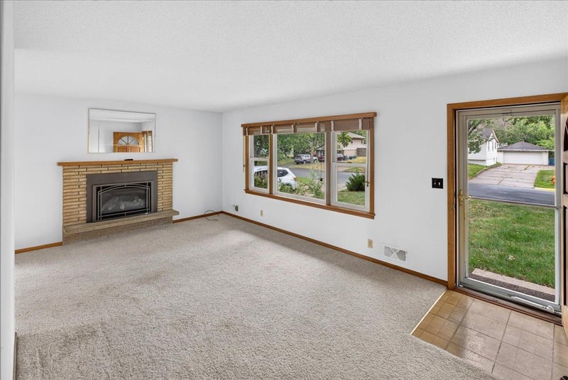 561 54th Ave NE, Fridley, MN 55421