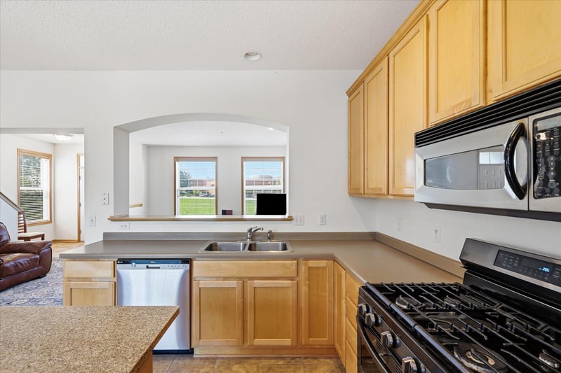 8262 Labont Way #5, Eden Prairie, MN 55344