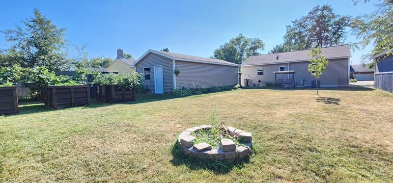 808 5th St NE, Staples, MN 56479