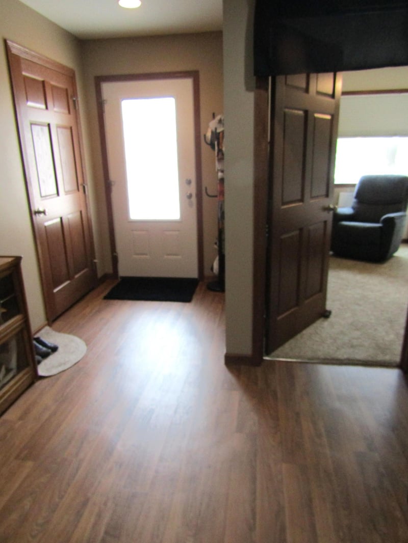 239 Mooney Cir, Granite Falls, MN 56241