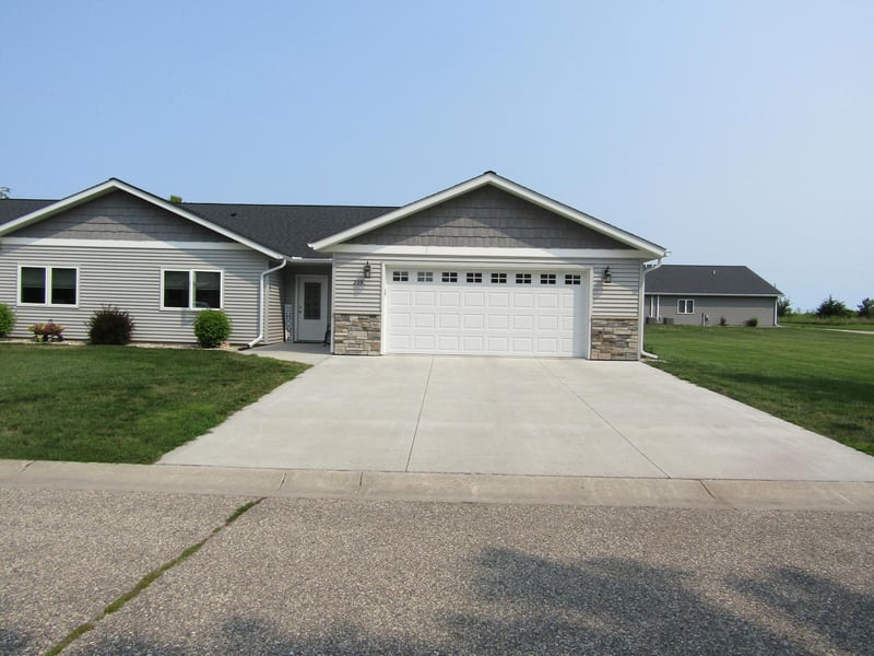 239 Mooney Cir, Granite Falls, MN 56241