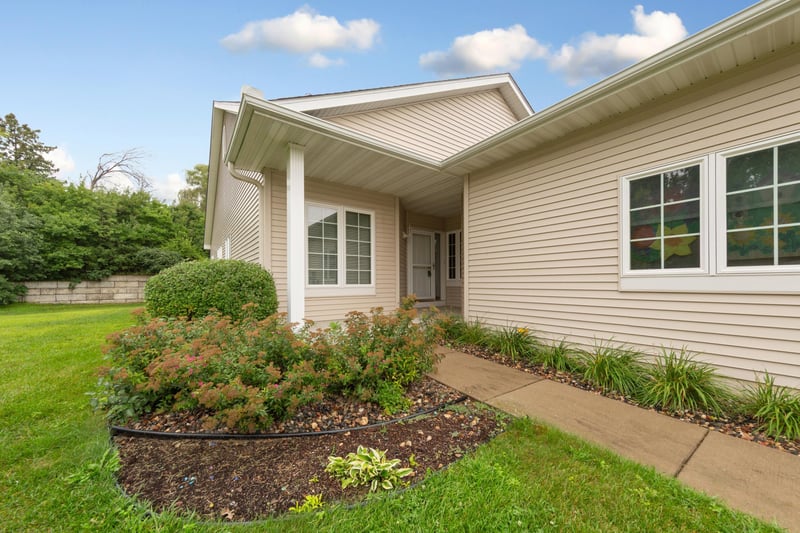 20524 Eastview Curve, Farmington, MN 55024