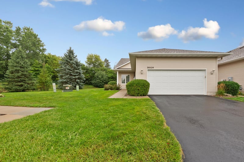 20524 Eastview Curve, Farmington, MN 55024