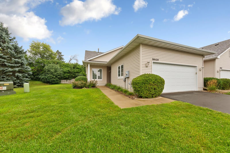 20524 Eastview Curve, Farmington, MN 55024