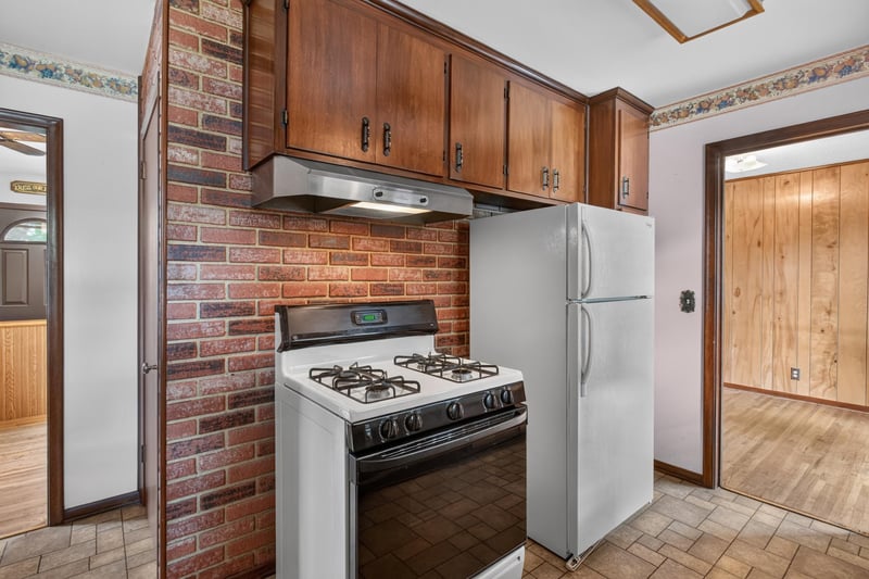 11003 Norway St NW, Coon Rapids, MN 55448