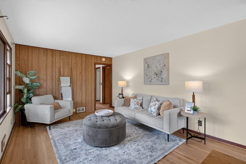 11003 Norway St NW, Coon Rapids, MN 55448