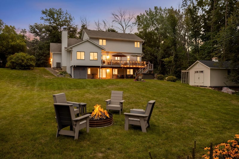 20426 Lynn Dr, Prior Lake, MN 55372