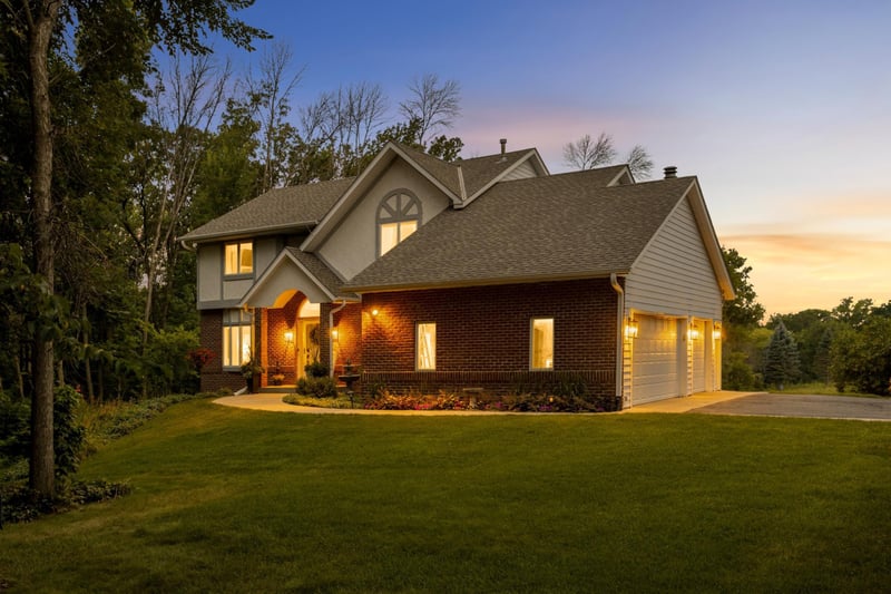 20426 Lynn Dr, Prior Lake, MN 55372