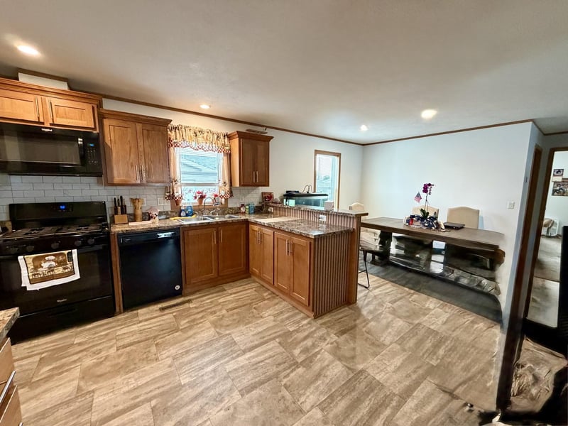 2020 Peregrine Pl NW, Stewartville, MN 55976