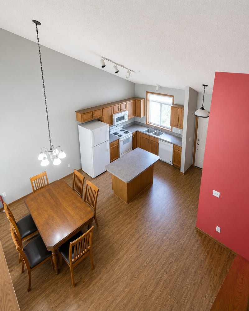 233 Pine St, Cannon Falls, MN 55009