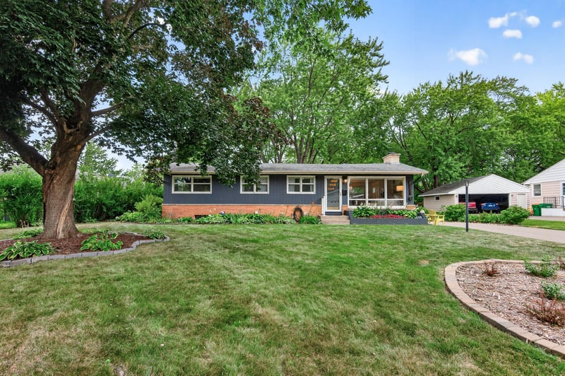5221 Quebec Ave N, New Hope, MN 55428