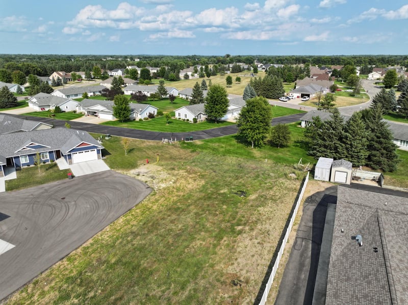 682-684 Voyager Dr, Alexandria, MN 56308