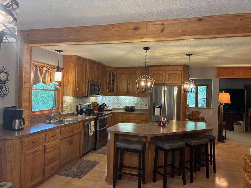 35290 Quincy Dr NE, Cambridge, MN 55008